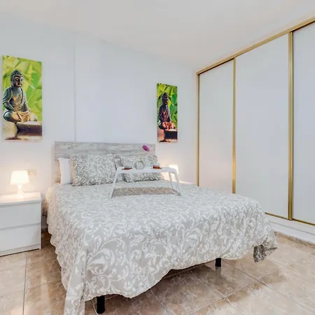 Apartman Three Bedroom Ii Near Sc