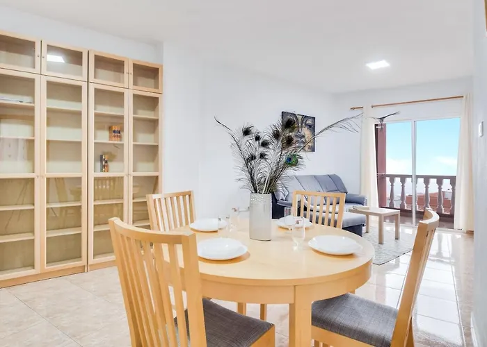 Three Bedroom Ii Near Sc Appartement